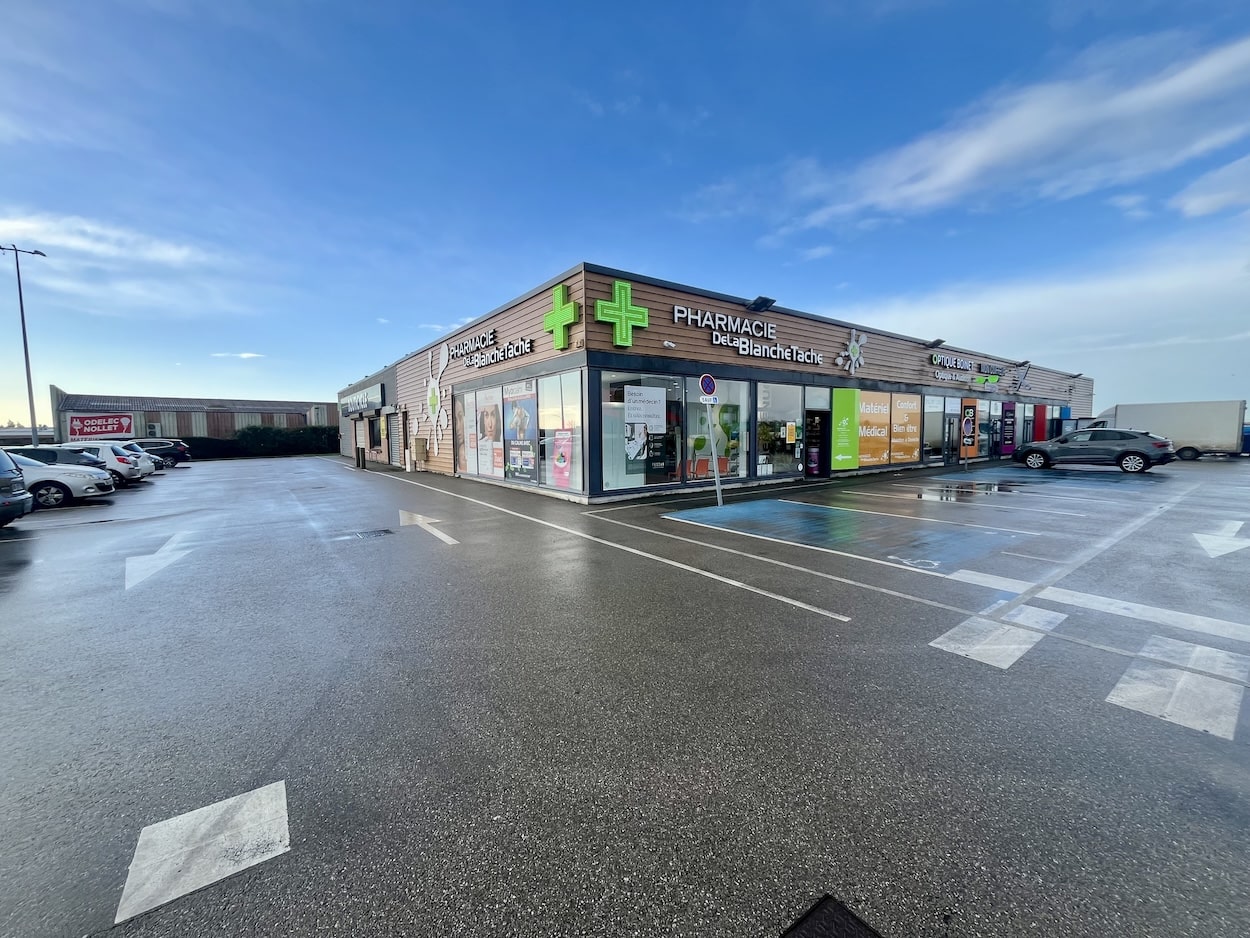 Pharmacie Blanche Tache Camon