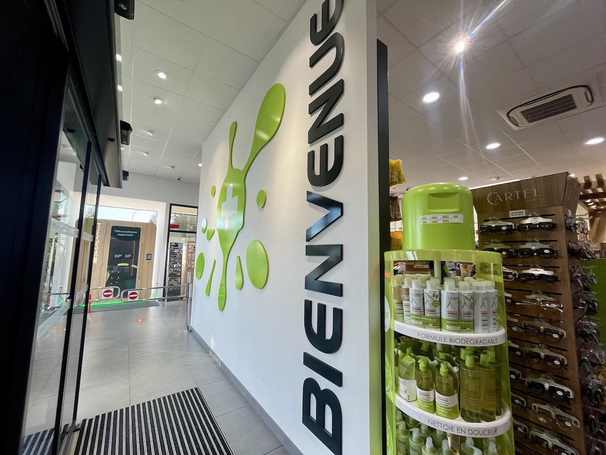 Pharmacie Blanche Tache Camon